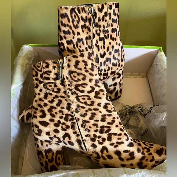 Like New! 😍Sam Edelman Hilty Ankle Boots - Picture 9 of 12
